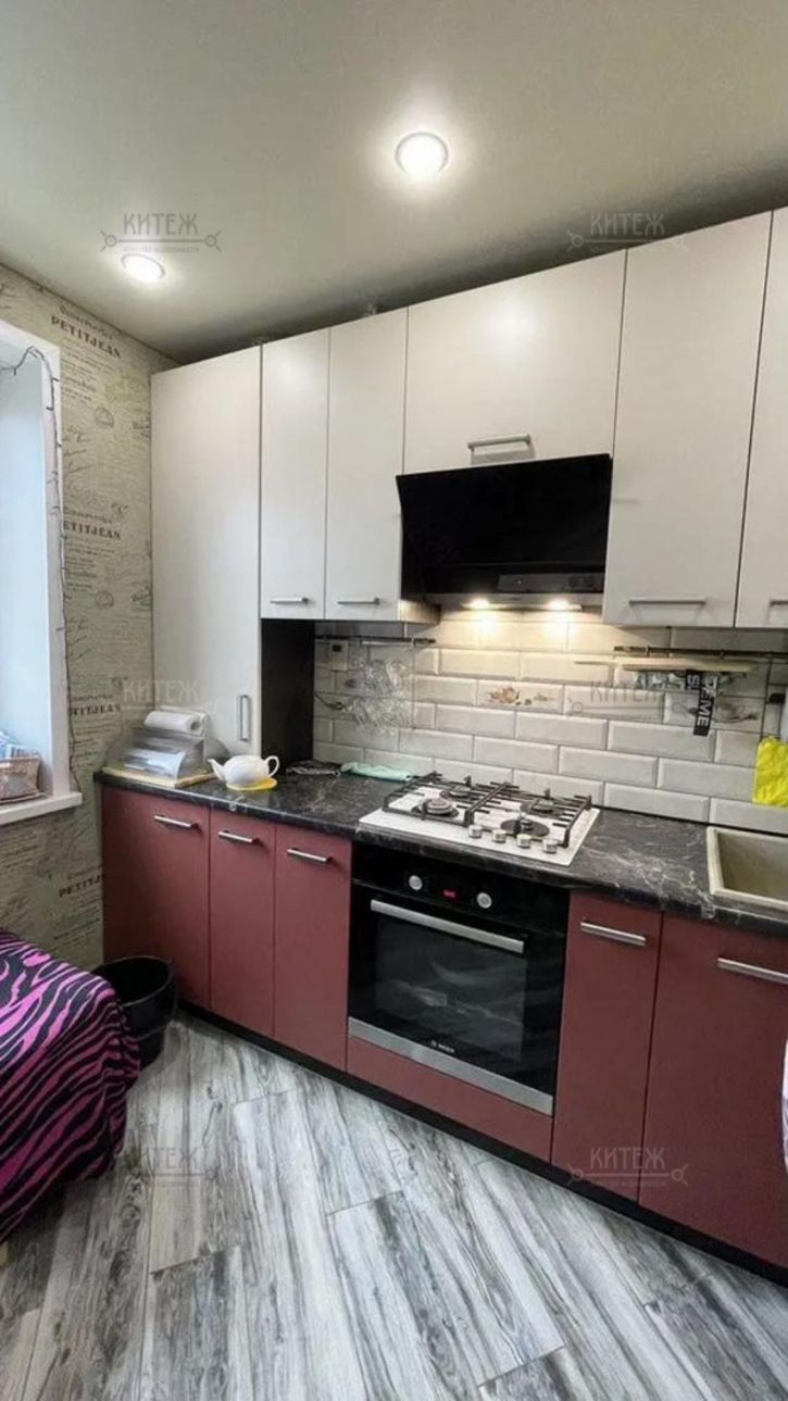 3-комн квартира Георгия Амелина улица,27
