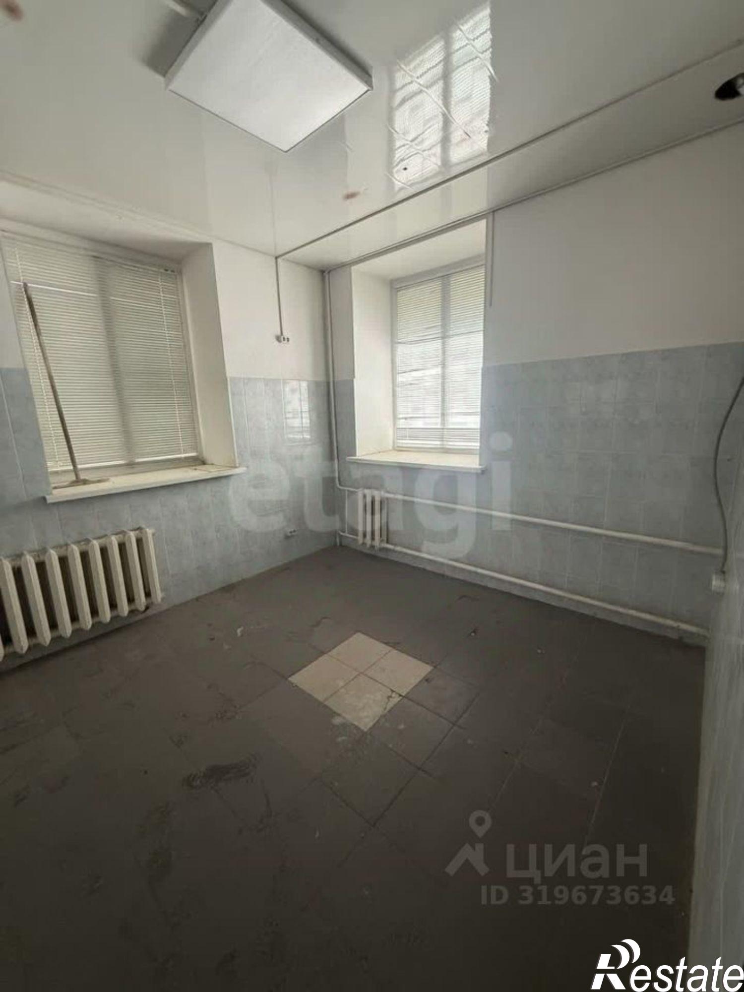 Сдать торговое помещение за 90 000 рублей на городской округ Калуга