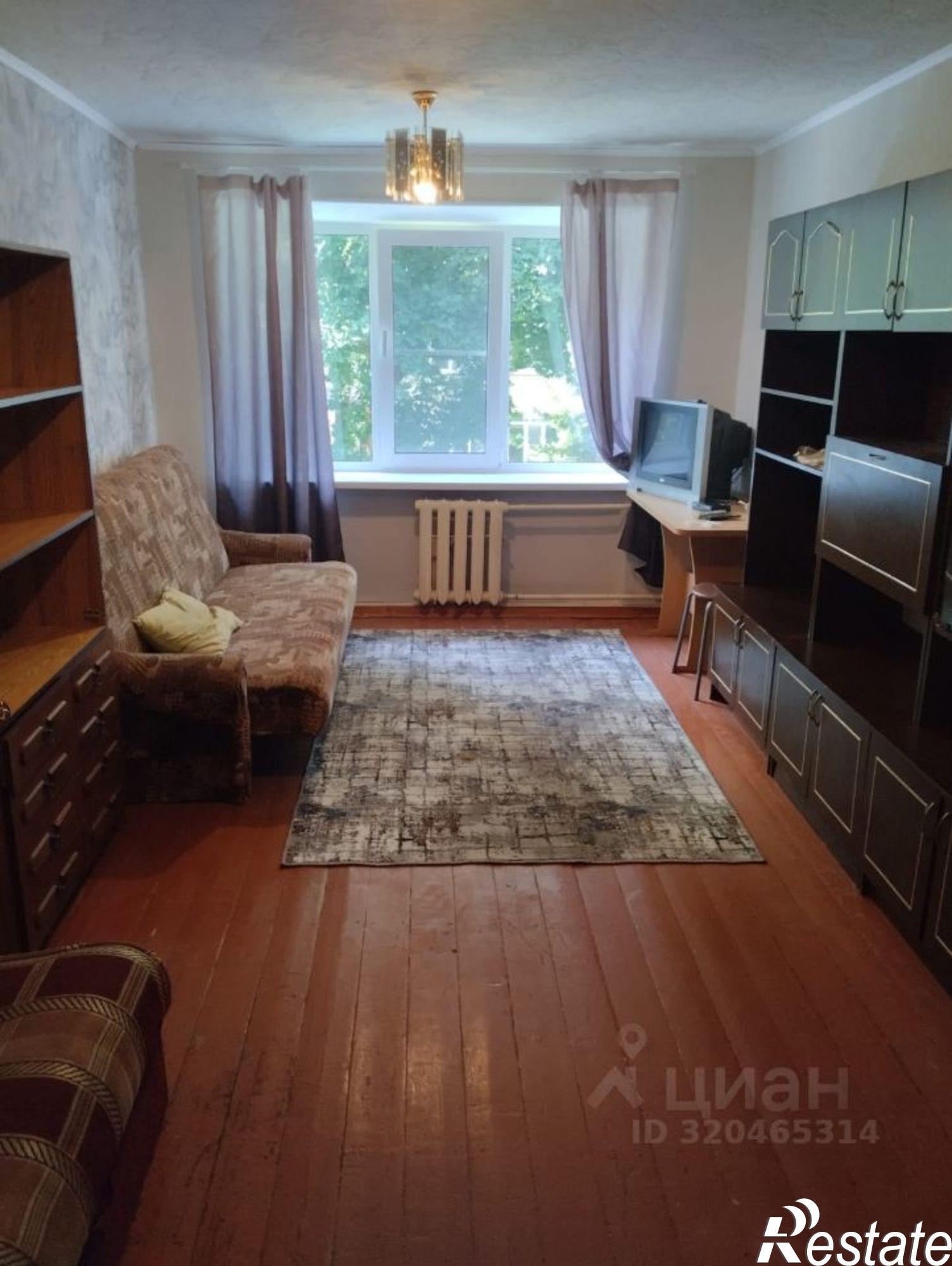 Сдать комнату за 10 000 рублей на Калуга, улица Карла Либкнехта, 14к1