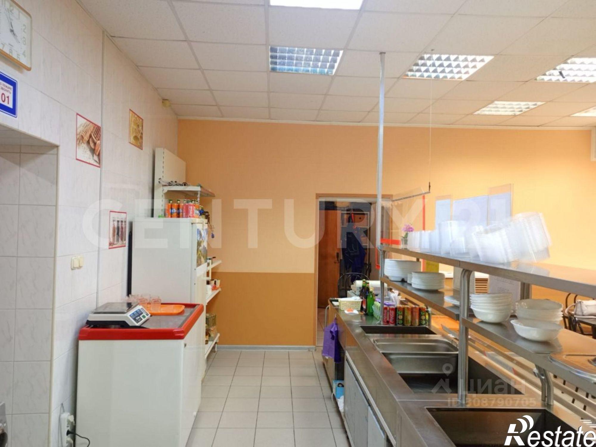 Купить торговое помещение за 10 820 900 рублей на Малоярославецкий район