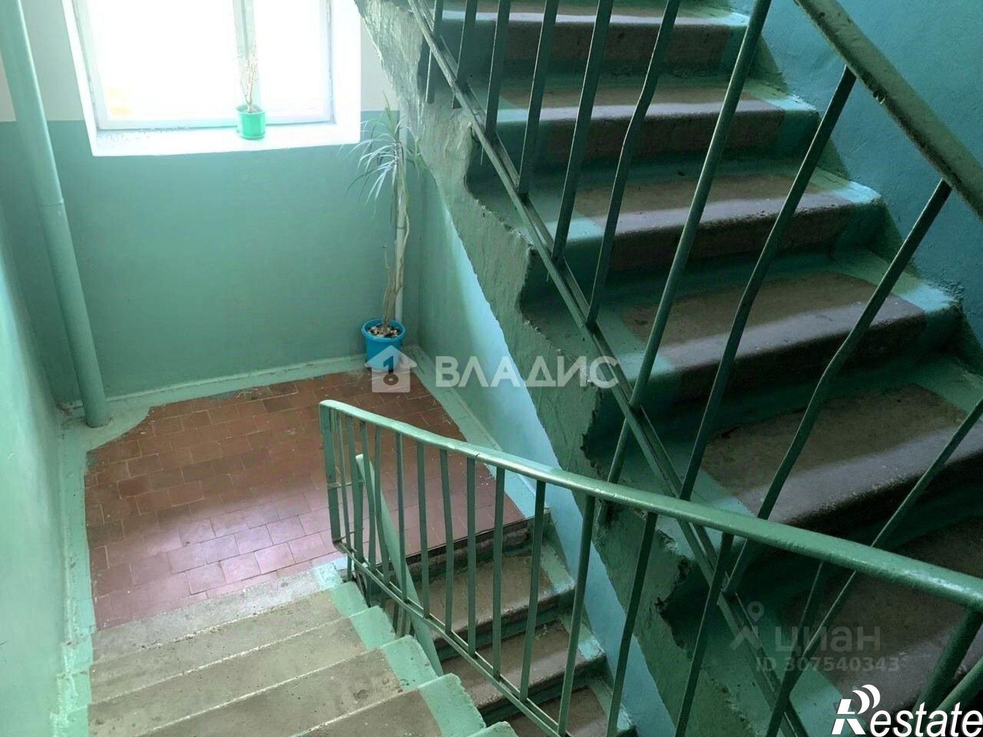 Купить квартиру за 2 750 000 рублей на Калуга, улица Гурьянова, 12к2