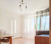 2-комн, 50кв м, этаж 3/5 Туркестанская улица, 4