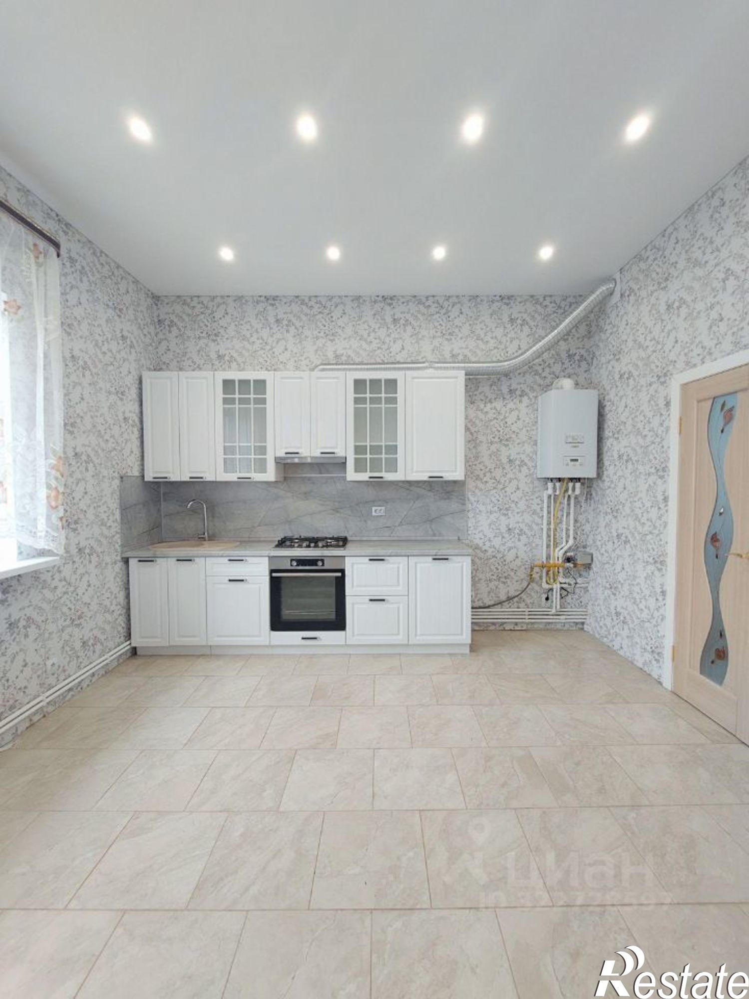 Сдать дачу, дом, коттедж за 60 000 рублей на Калуга, улица Михайловская