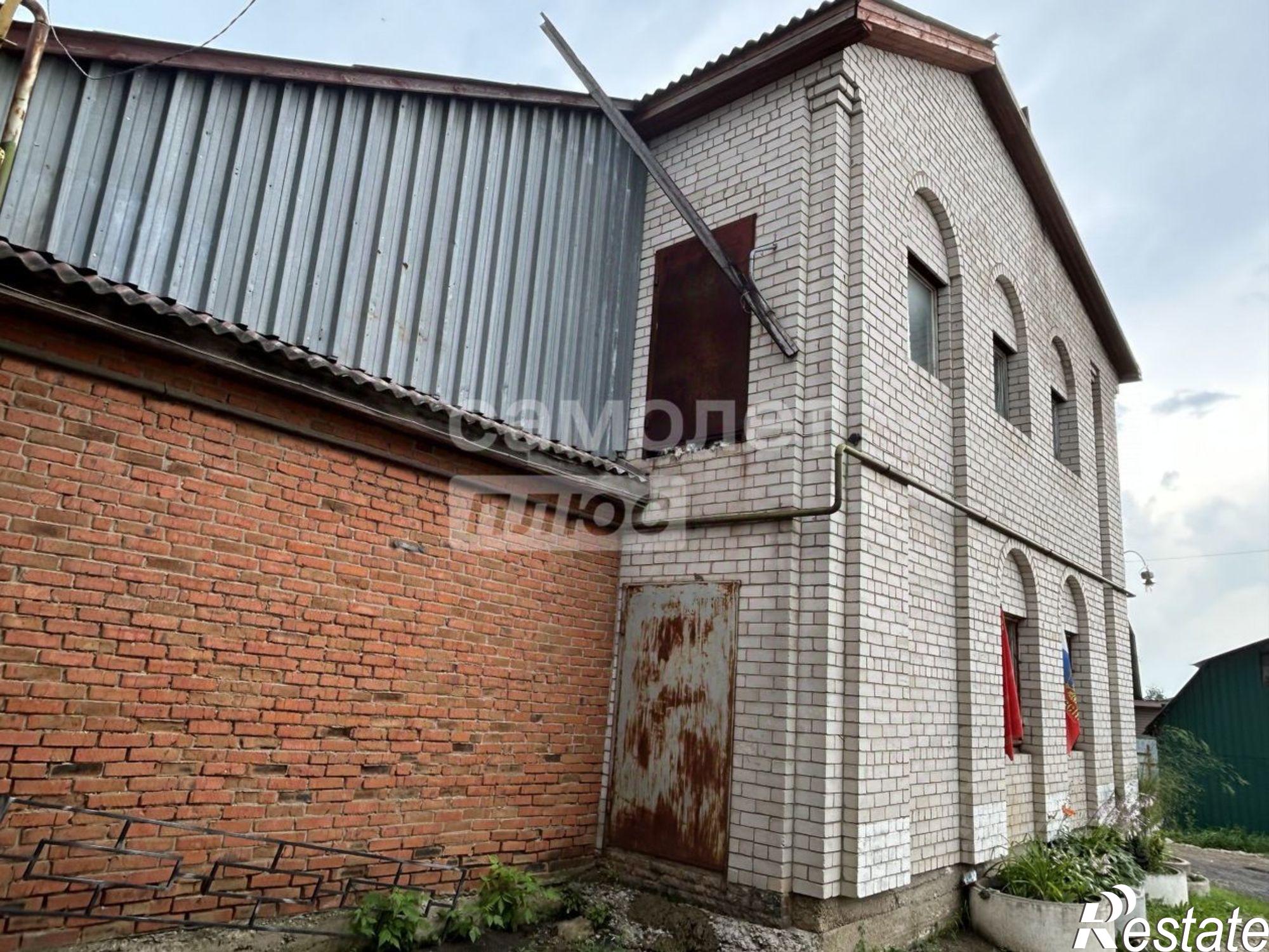 Купить торговое помещение за 11 790 300 рублей на ул Калужская, 30