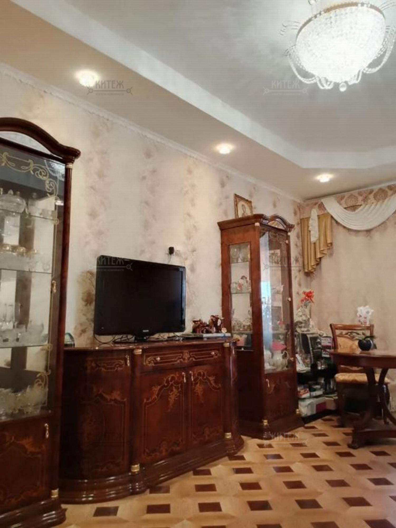 Купить квартиру за 10 450 000 рублей на Молодежная улица,41