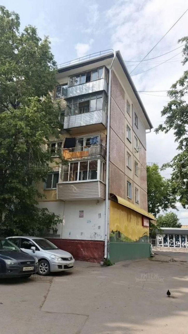 3-комн квартира Суворова улица,142
