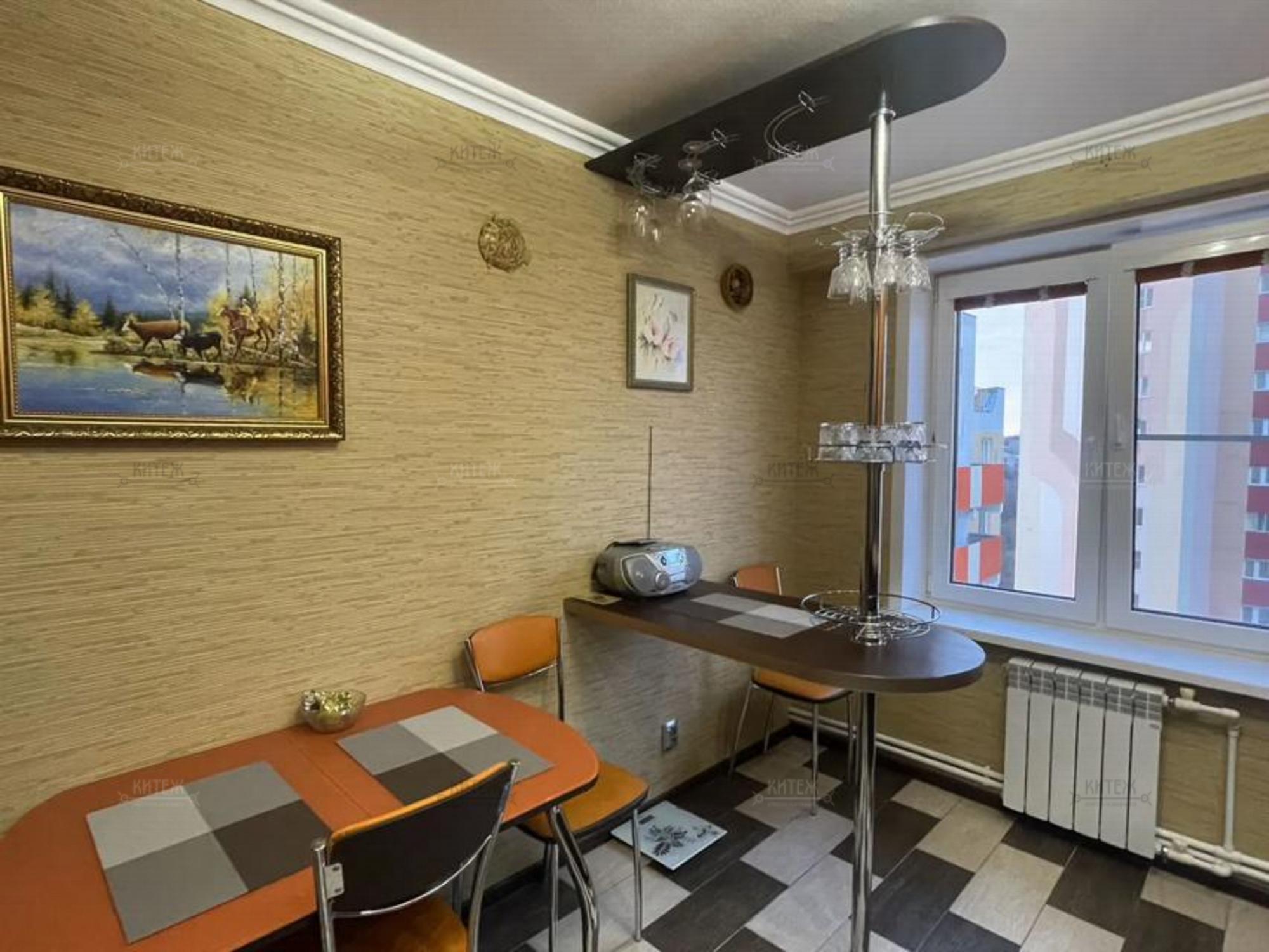 Купить квартиру за 9 500 000 рублей на Аллейная улица,12