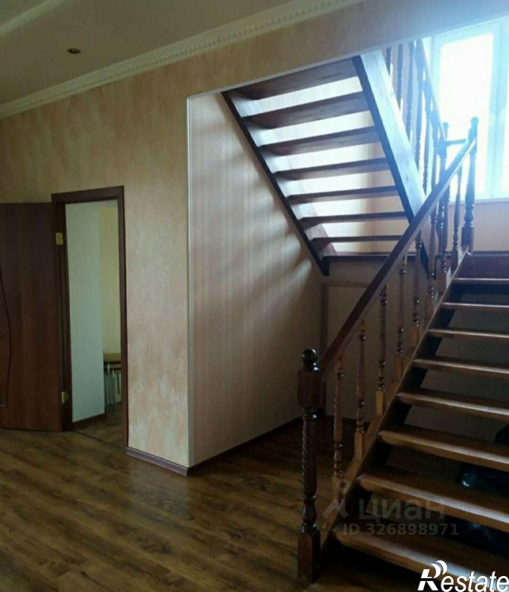 Купить дачу, дом, коттедж за 10 000 000 рублей