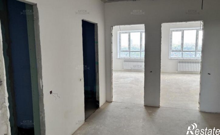 3-комн квартира Калуга, улица Первых Коммунаров, 18