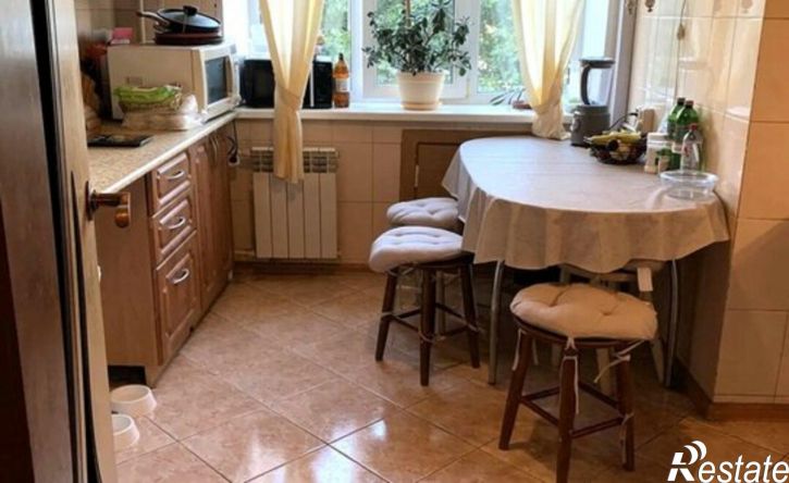 4-комн квартира Калуга, улица Гагарина, 8