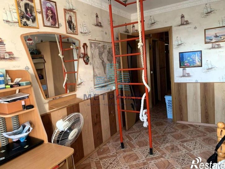 4-комн квартира Калуга г., Гагарина ул., д.8