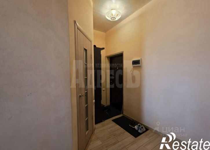 2-комн квартира улица Гурьянова, 11,  д. 11
